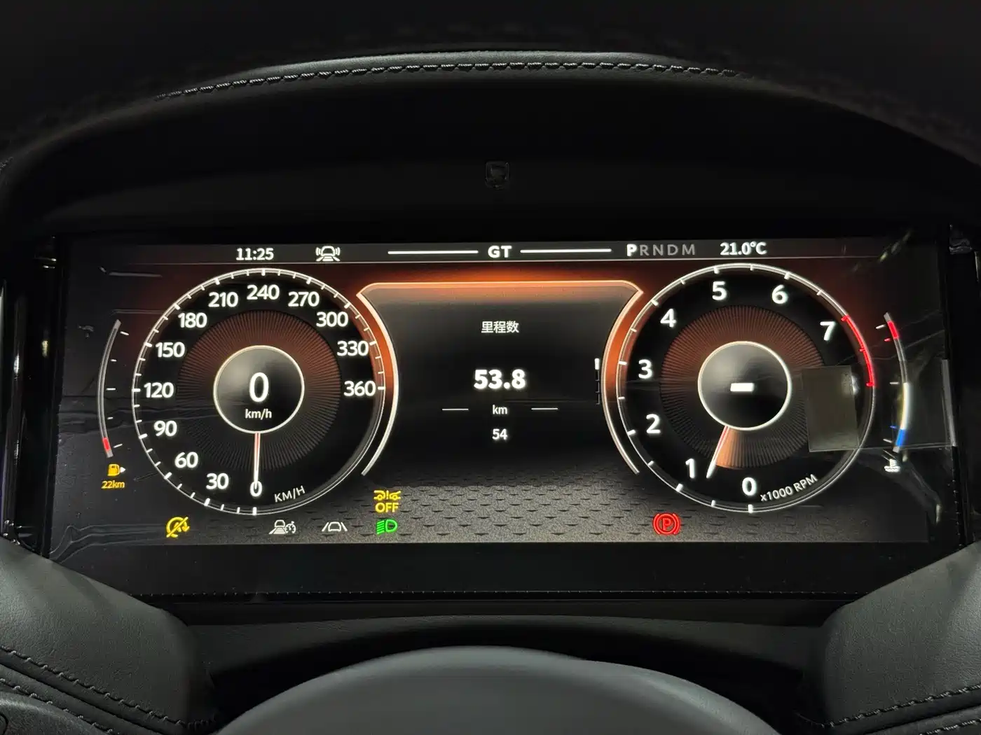 Aston Martin DB12 2025 4.0T V8 Coupe фото 7