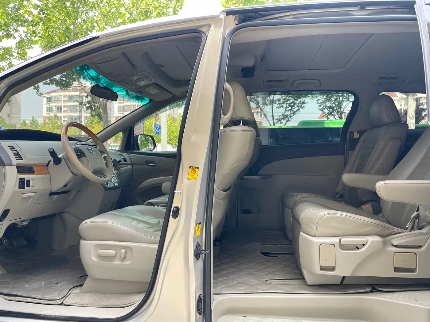 Toyota Previa 2006 Model 2.4L 7-Seater Luxury Edition фото 9