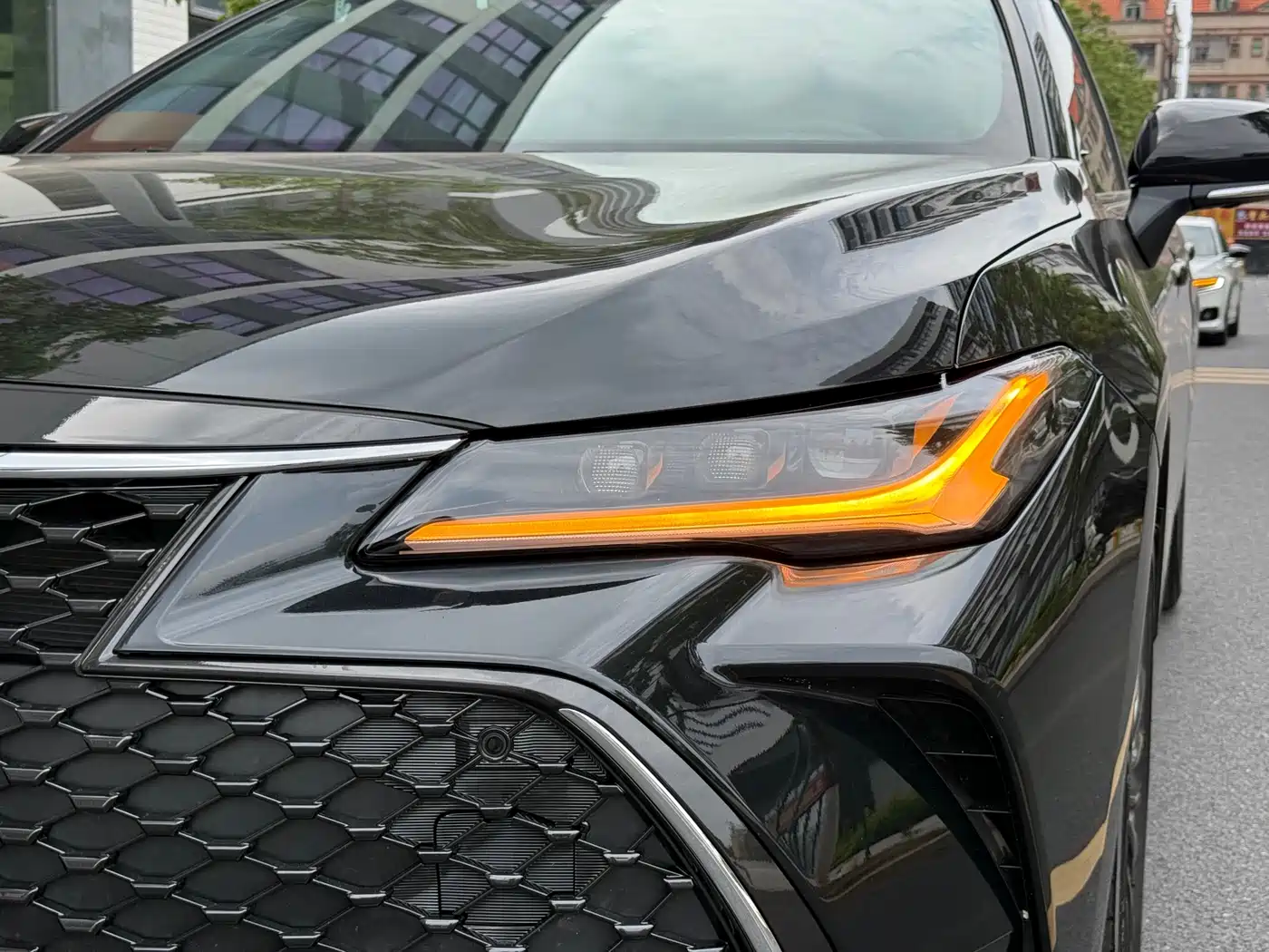 Toyota Avalon 2022 2.5L Touring Premium Edition фото 4