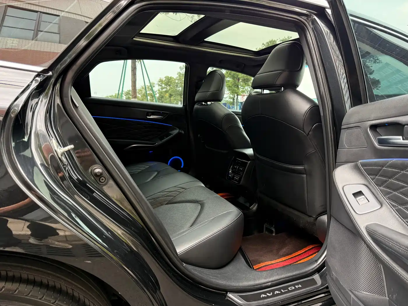 Toyota Avalon 2022 2.5L Touring Premium Edition фото 14