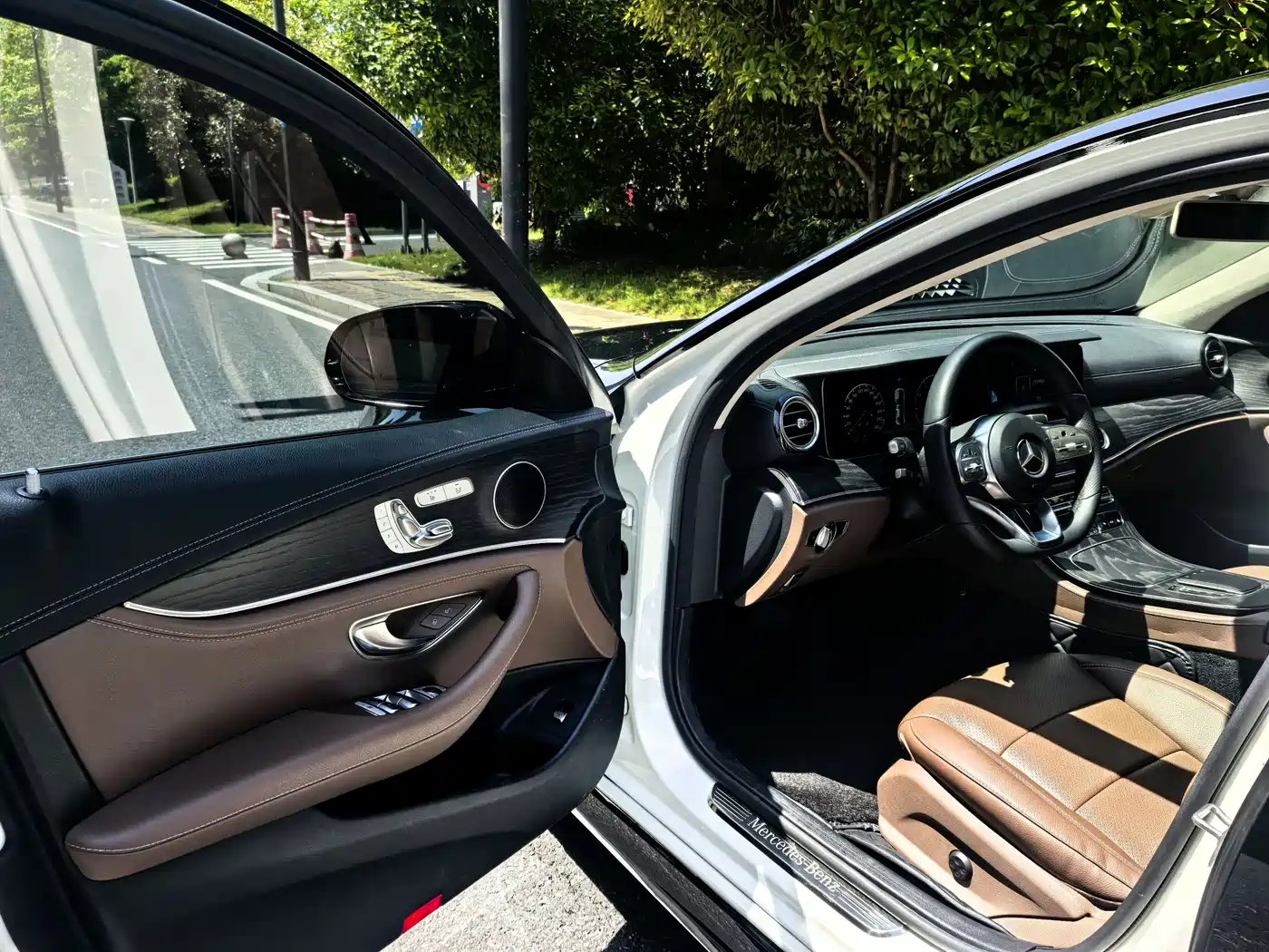 Mercedes-Benz E-Class 2019 Facelift E 300 L Sport Fashion фото 11