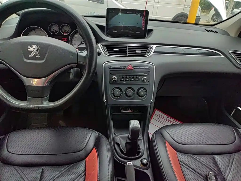 Peugeot 308 2014 Model Joy Edition Classic 1.6L Manual Superior Style фото 13