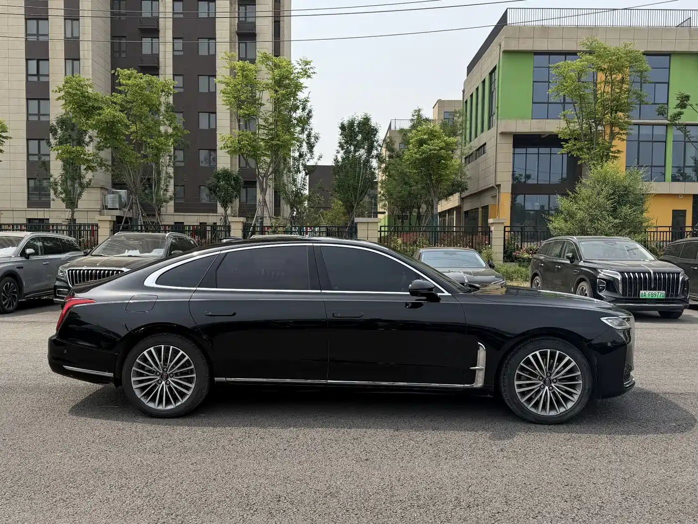 Hongqi H9 2022 2.0T Smart Connect Flag Smooth Edition фото 13