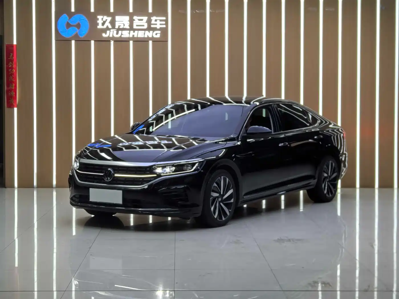 Volkswagen Passat 2023 Facelift 330TSI Luxury Edition