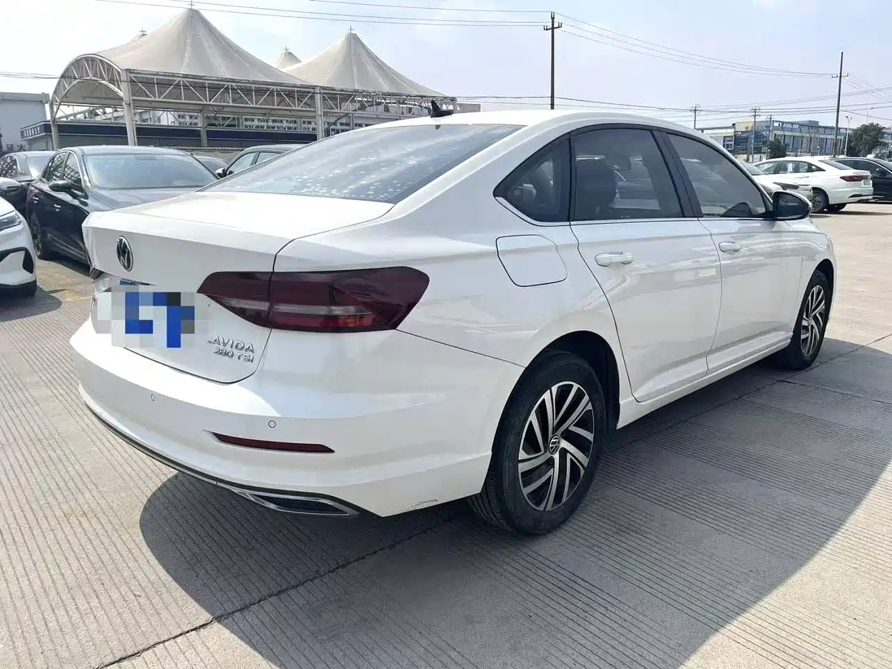 Volkswagen Lavida 2022 280TSI DSG Comfort Edition фото 4