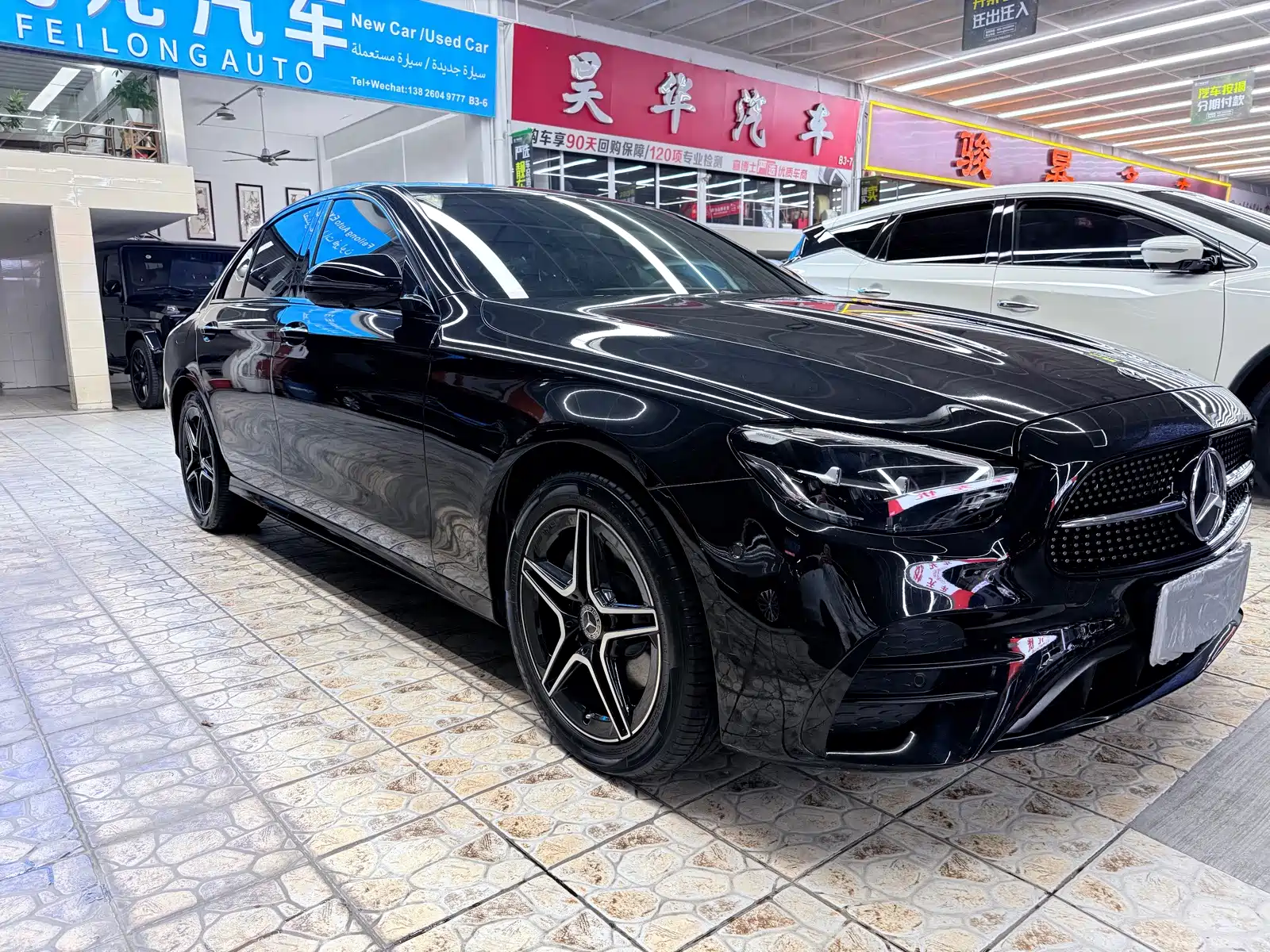 Фото 2 - Mercedes-Benz E-Class (Import)