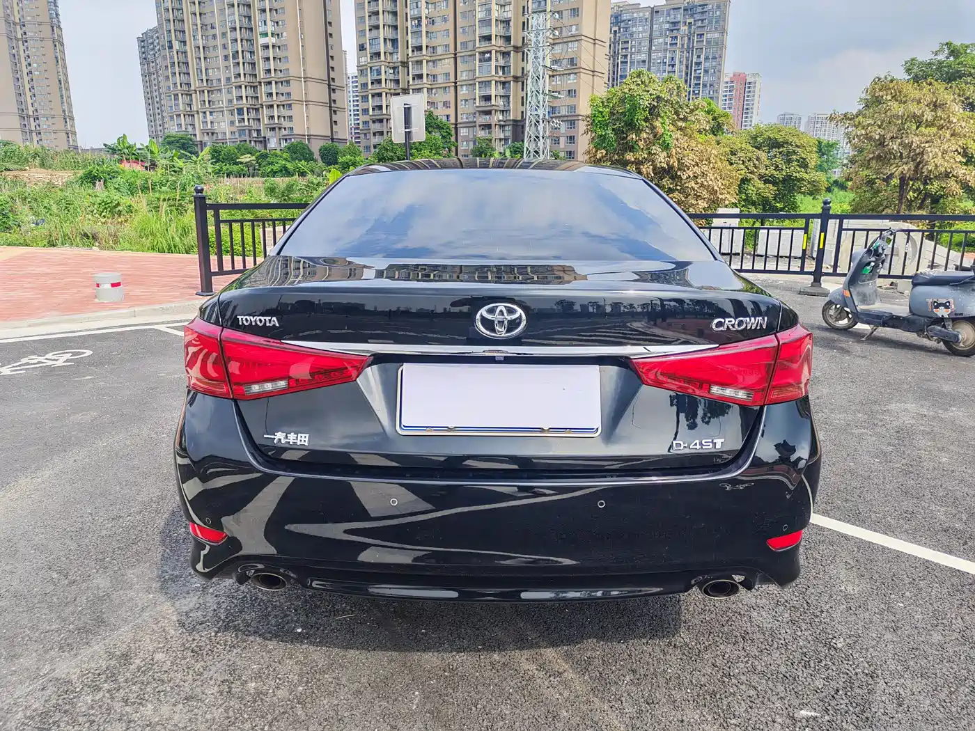 Toyota Crown 2017 2.0T Sport Edition фото 16