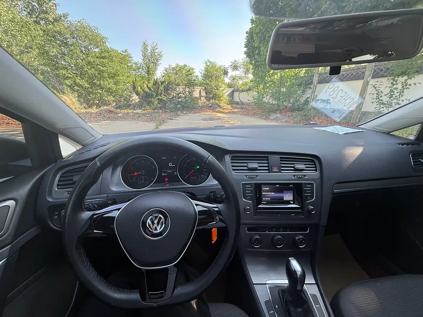Volkswagen Golf 2016 230TSI Automatic Comfort фото 12