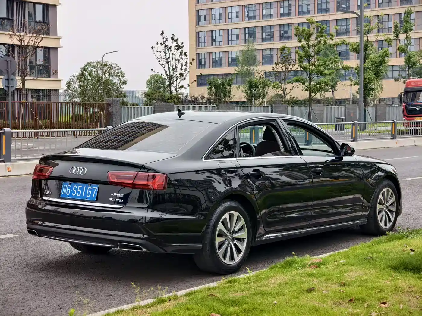 Audi A6L 2016 30 FSI Technology фото 3