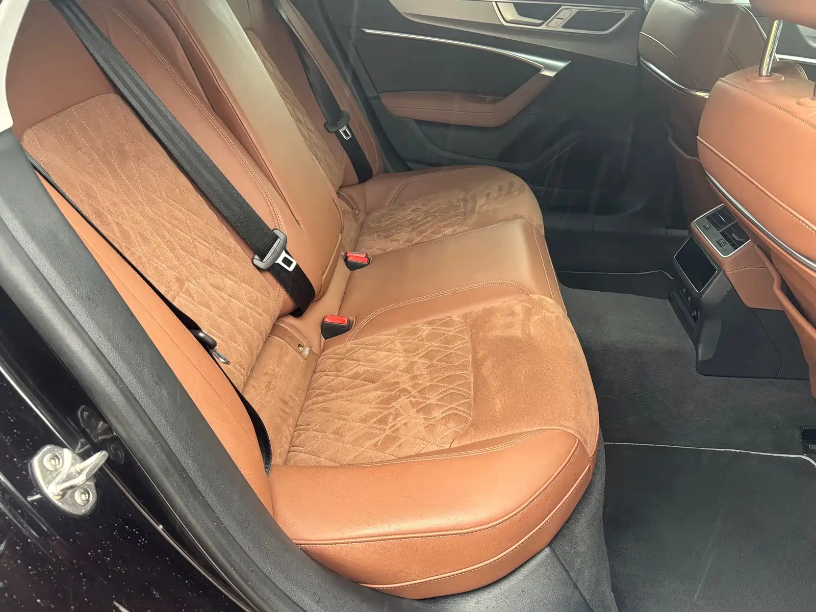Photo 10 - Audi A7L