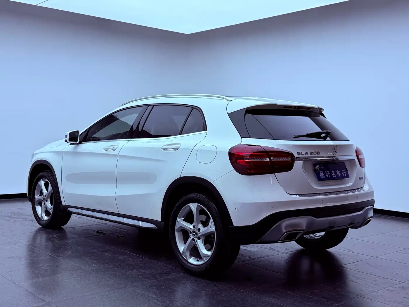 Mercedes-Benz GLA 2018 GLA 200 Dynamic фото 4