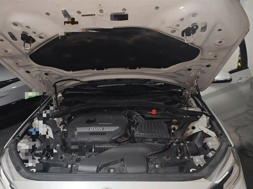 BMW 1 Series 2020 Model 120i M Sport Package фото 17