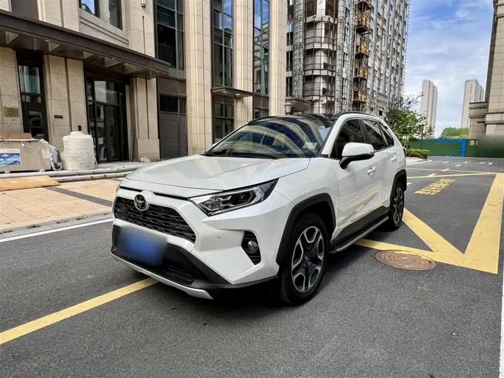 Toyota RAV4 Rongfang 2020 2.0L CVT 4WD Premium Edition