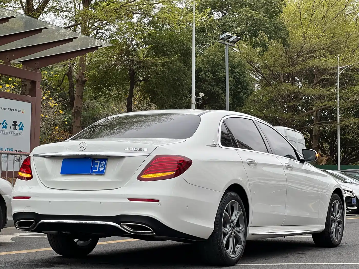 Mercedes-Benz E-Class 2020 Facelift E 300 L Sport Fashion фото 12