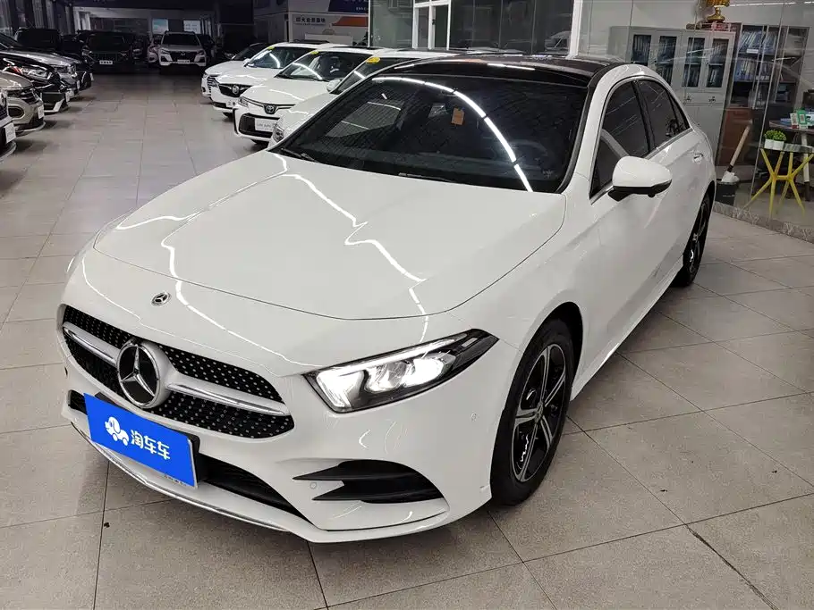 Mercedes-Benz A-Class 2022 Facelift II A 200 L Sport Sedan Fashion