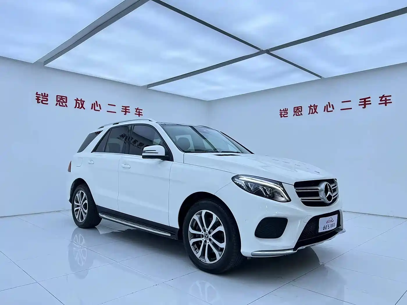 Mercedes-Benz GLE 2017 GLE 320 4MATIC Luxury фото 3