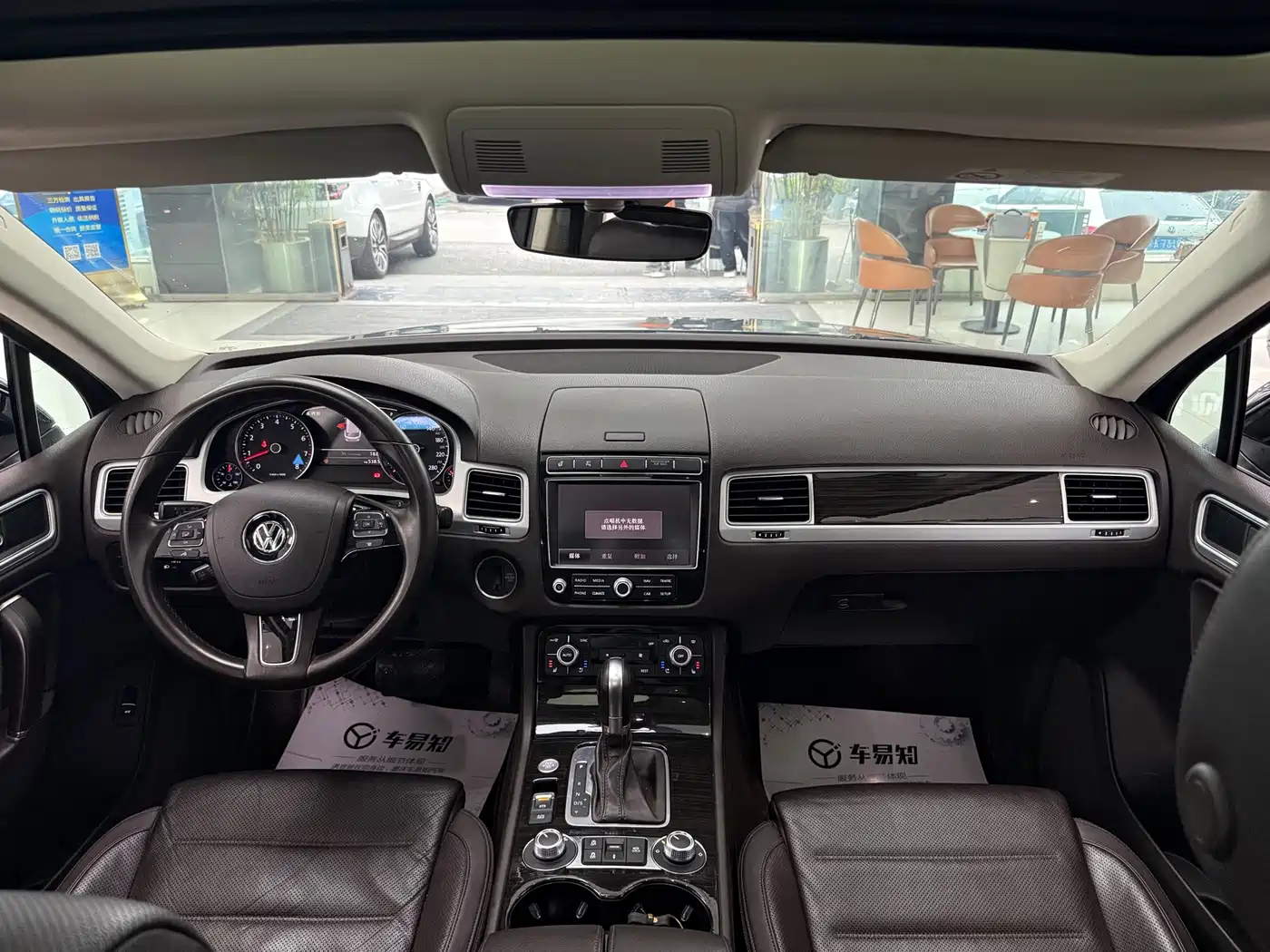 Volkswagen Touareg 2017 3.0TSI Mountain Master Edition фото 12