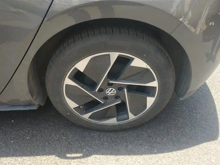 Volkswagen ID.3 2025 Smart Pure Intelligent Edition фото 6
