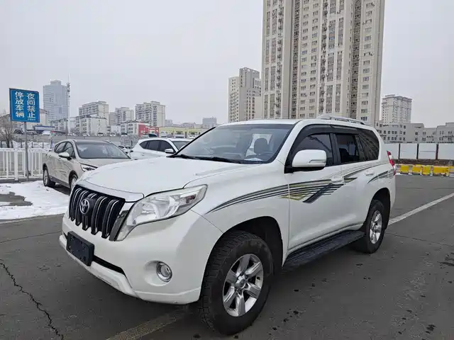 toyota prado