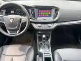 Фото 7 - Roewe 360