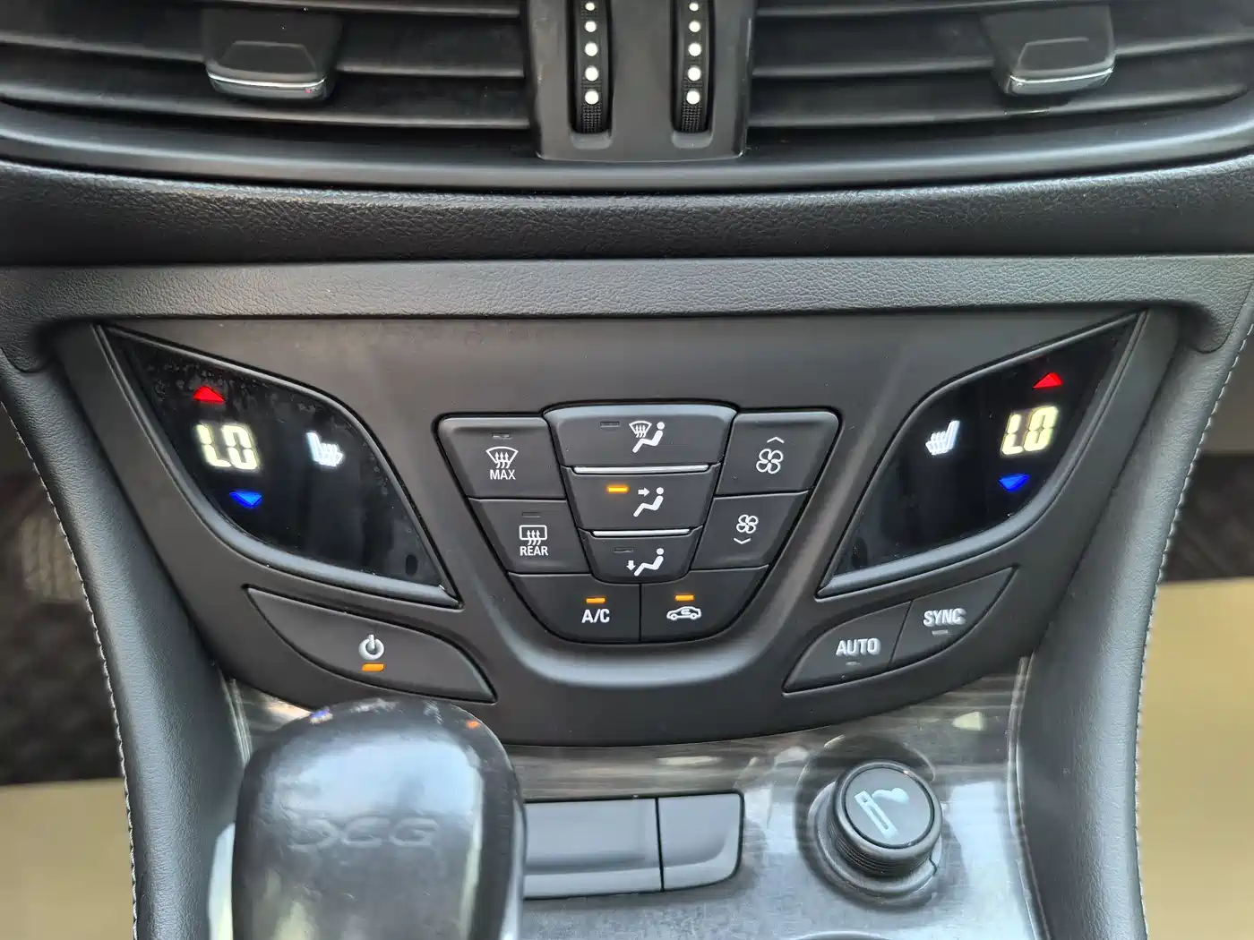 Buick Envision Plus 2019 20T FWD Elite Model China VI фото 14