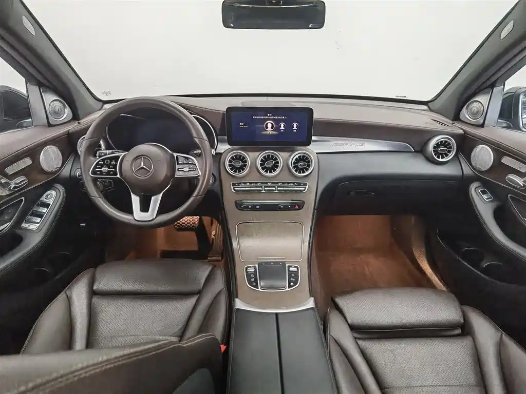 Mercedes-Benz GLC 2022 Model GLC 260 L 4MATIC Luxury Edition фото 5