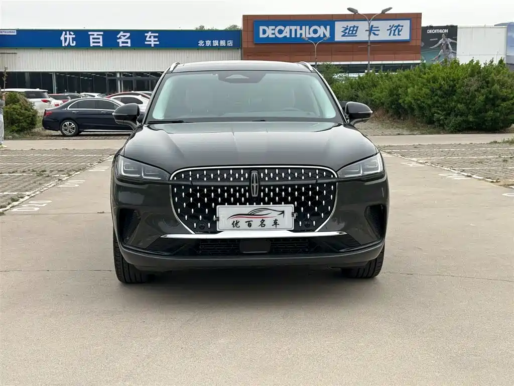 LINCOLN ADVENTURER
