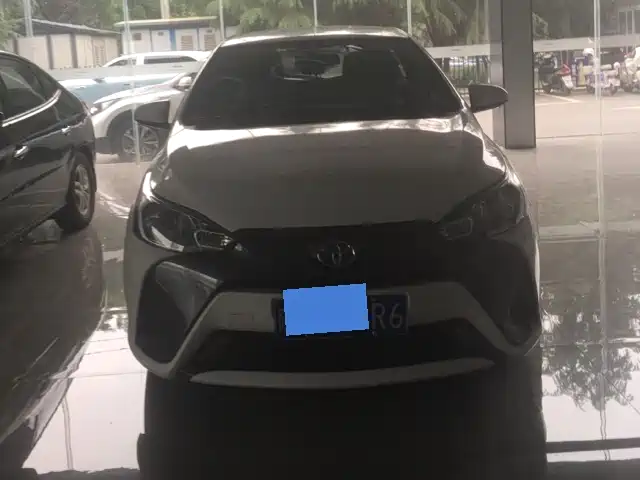 Toyota YARiS L Zhi Xuan 2016 Facelift 1.5E CVT Charming Edition фото 2