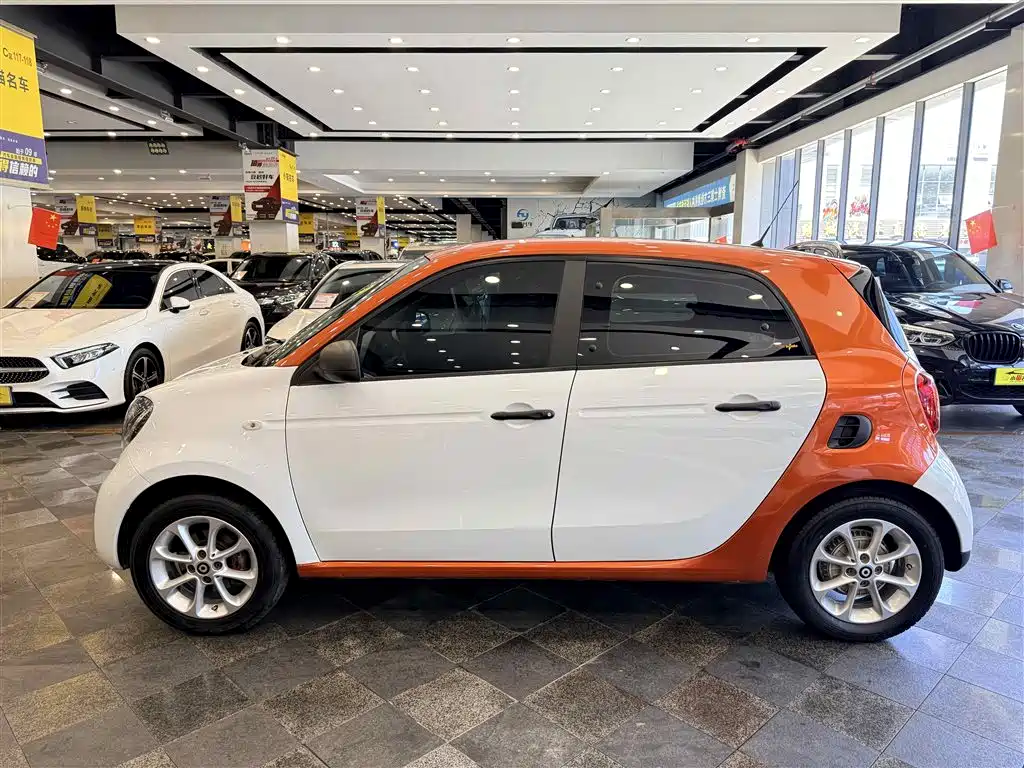 smart forfour 2018 2018 1.0L 52kW Agile Edition