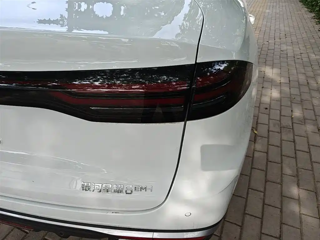 Geely Galaxy Galaxy Stellar 6 2025 60km Voyager Edition фото 8