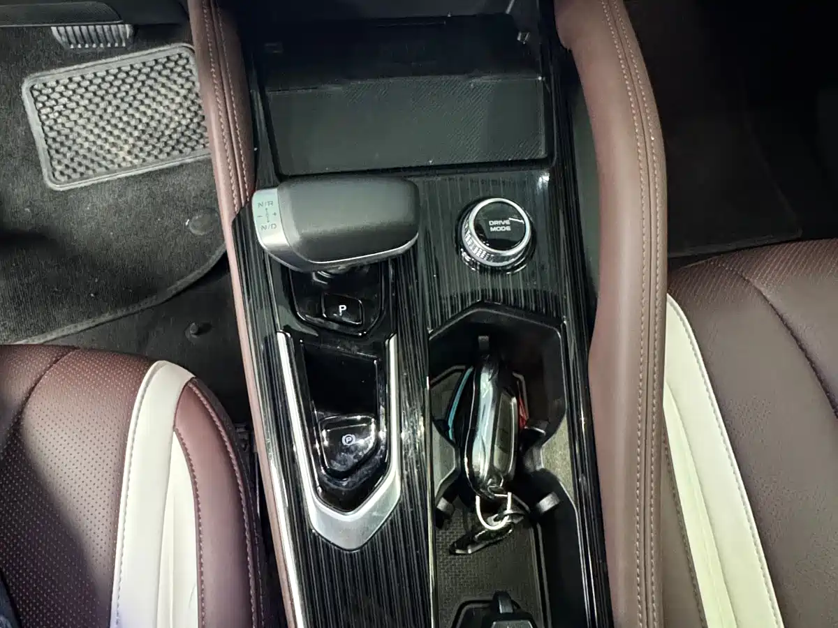 GEELY AUTOMOBILE XINGYUE L
