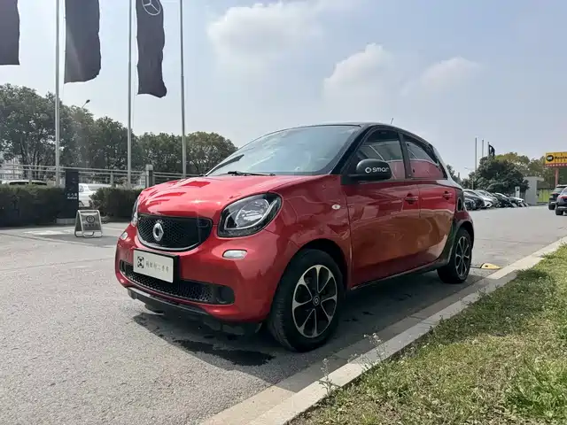 SMART FORFOUR