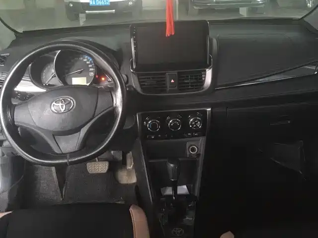 Toyota YARiS L Zhi Xuan 2016 Facelift 1.5E CVT Charming Edition фото 10