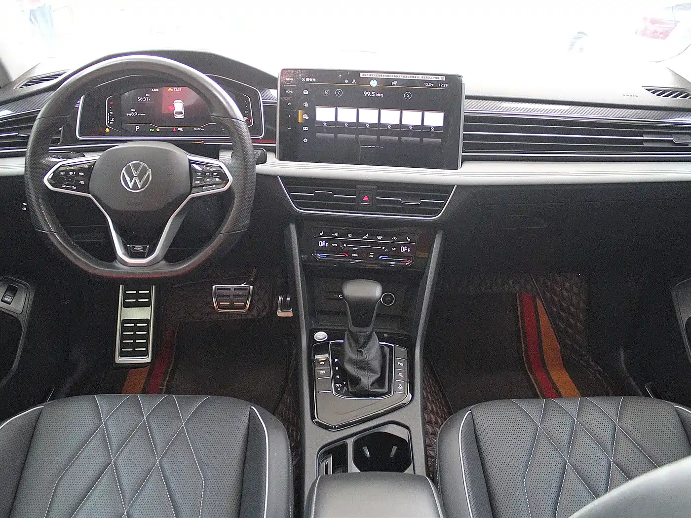 Volkswagen Tiguan L 2023 330TSI Auto 2WD R-Line Premium Edition фото 4