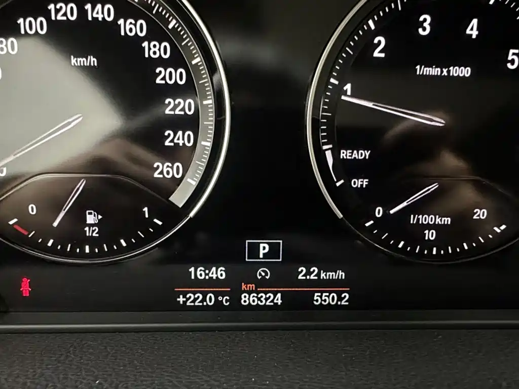 Фото 5 - BMW 2 Series Touring