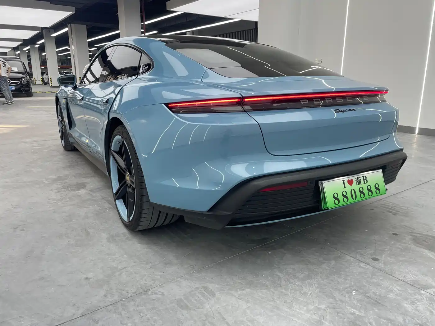 Porsche Taycan 2020 Taycan фото 15