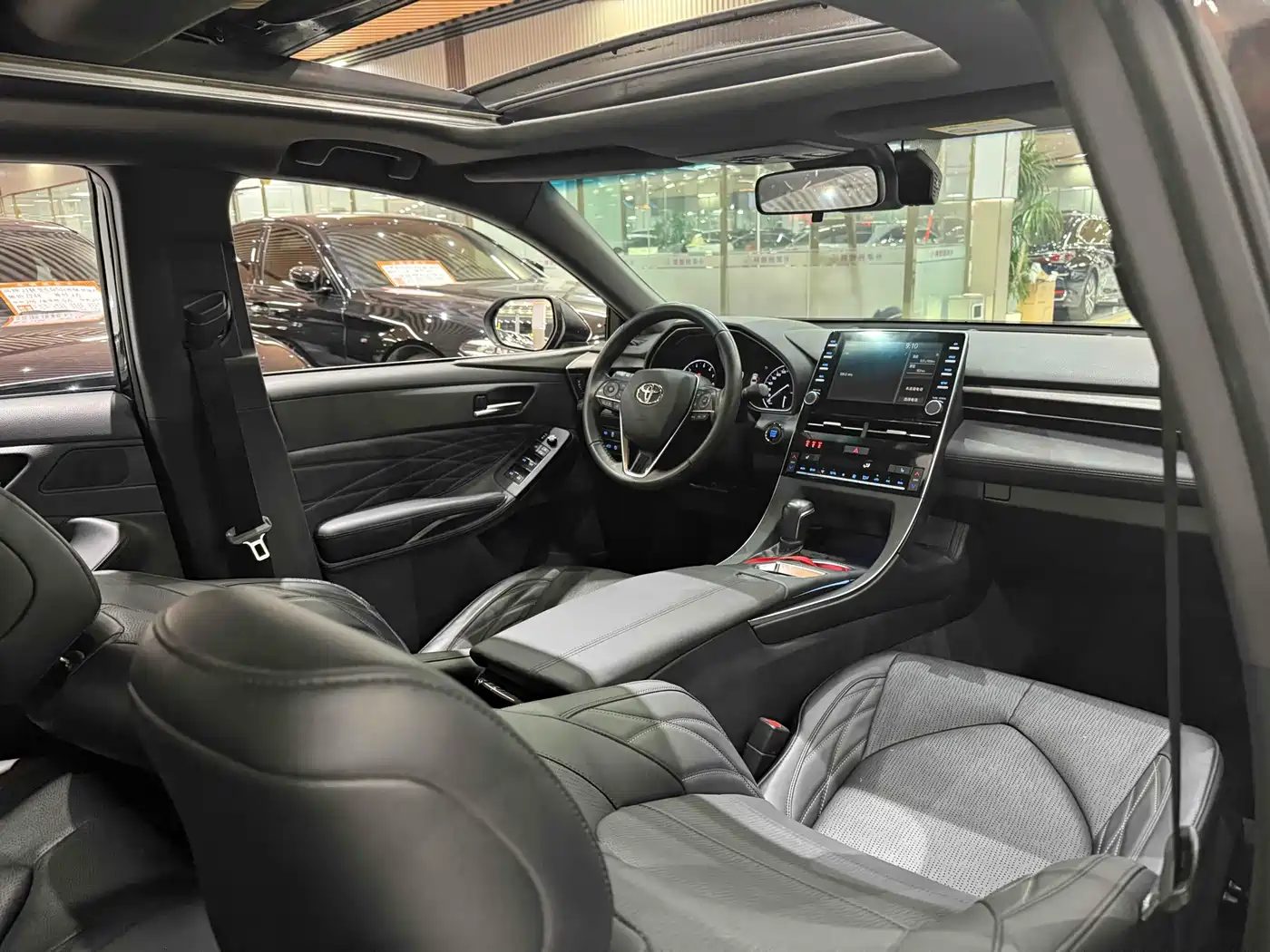 Toyota Avalon 2019 2.5L Touring Premium (China V) фото 15