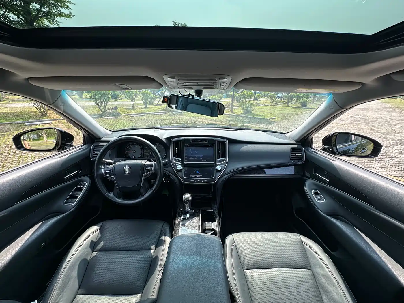 Toyota Crown 2018 2.0T Fashion Edition фото 10