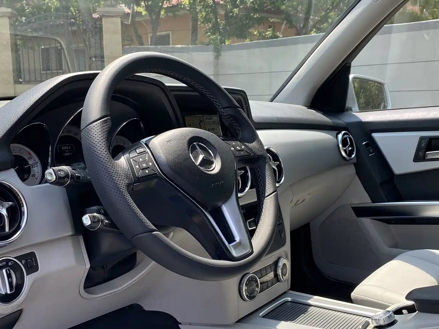 Mercedes-Benz GLK-Class 2013 GLK 300 4MATIC Dynamic Sunroof фото 11
