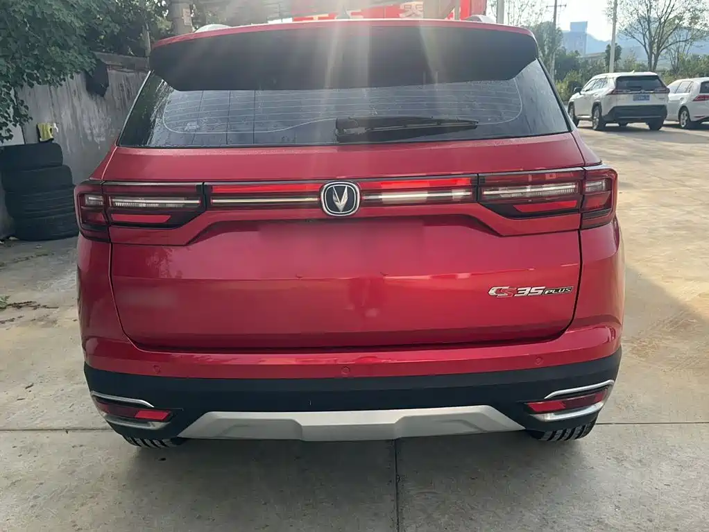Фото 7 - Changan CS35 PLUS