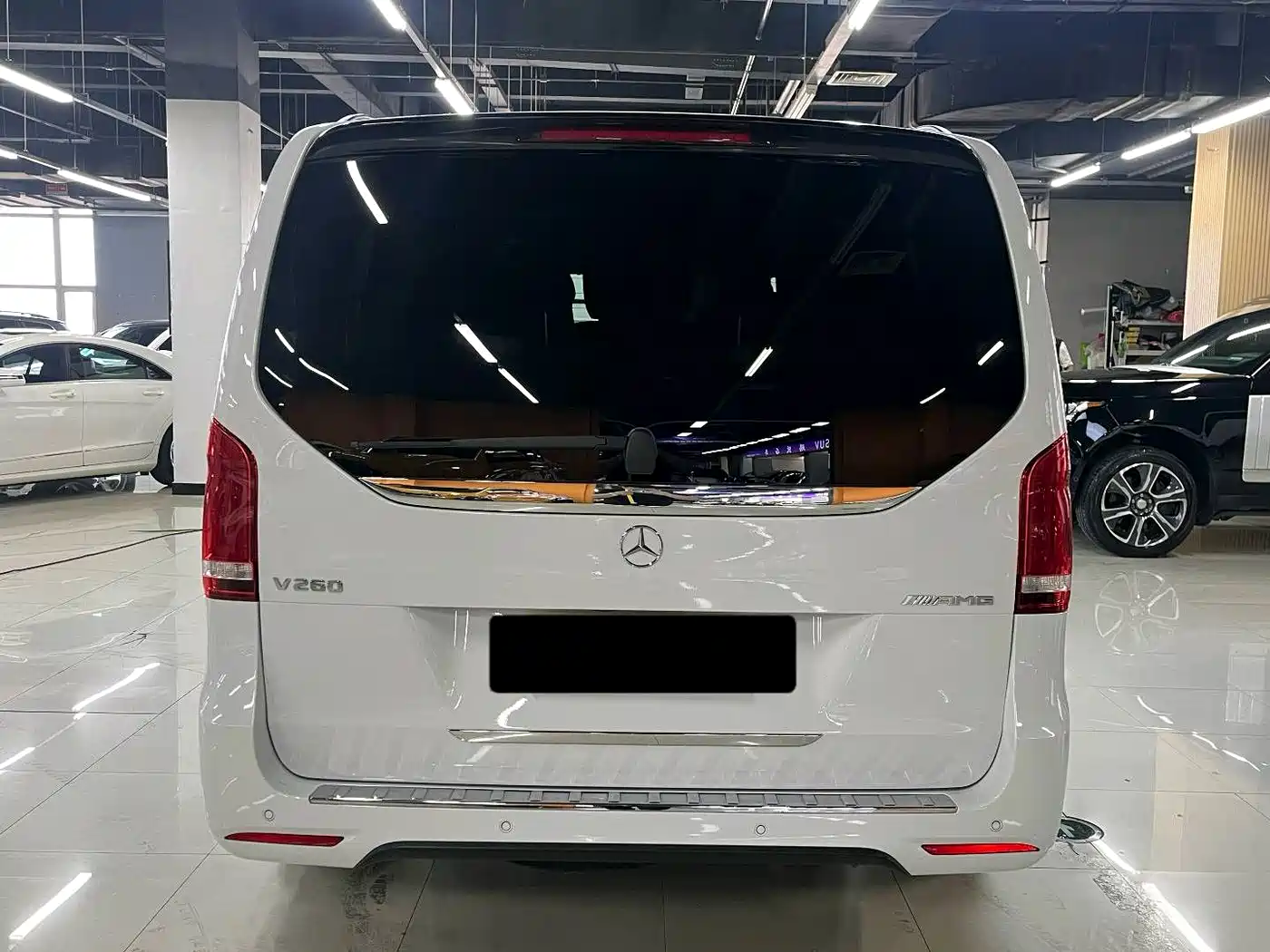 Mercedes-Benz V-Class 2018 V 260 AMG Sport Edition China V фото 8