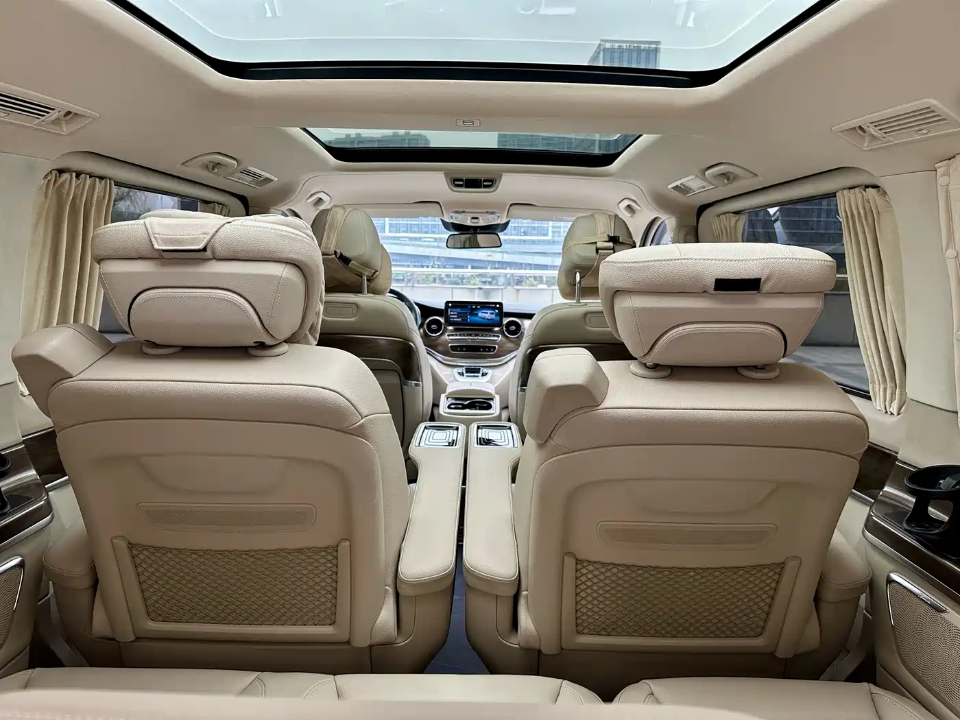 Mercedes-Benz V-Class 2022 V 260 Prestige Edition фото 13