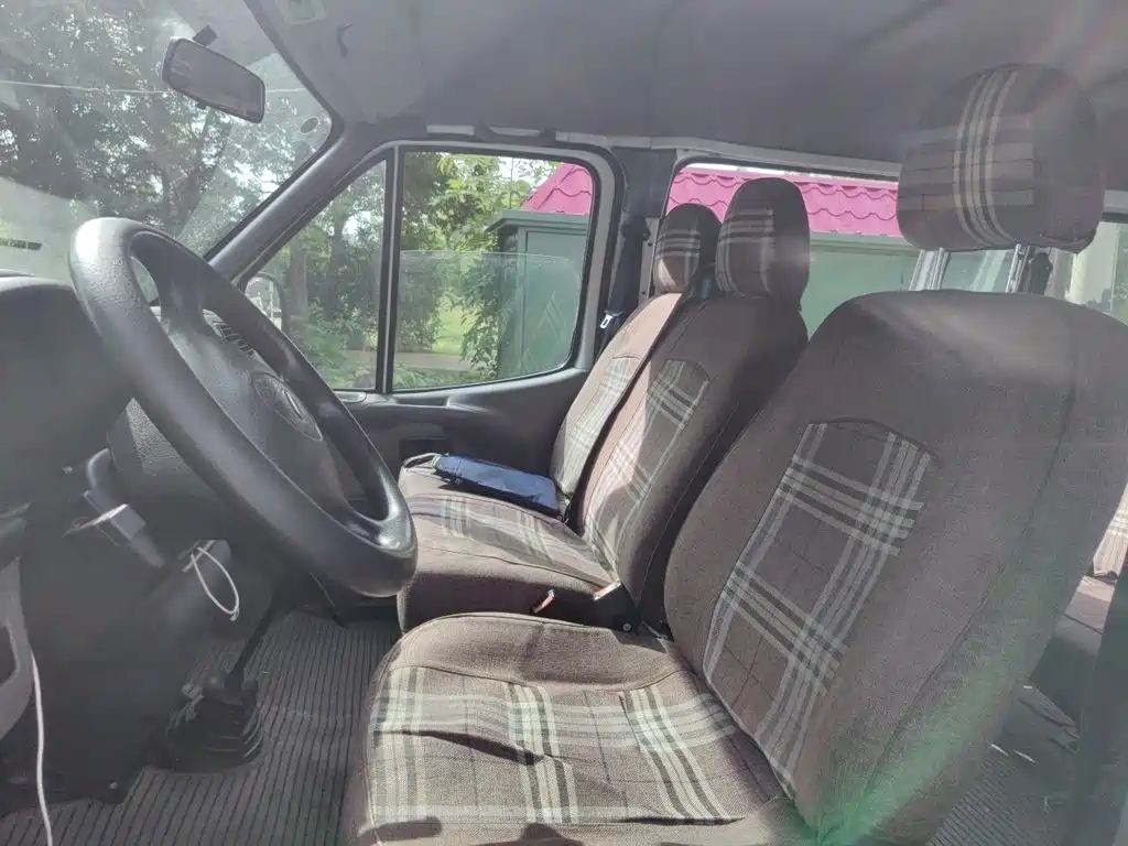 Ford Classic Transit 2016 2016 Model 2.8T Diesel Short Wheelbase 6-Seat Medium Roof Multi-Purpose Vehicle JX493ZLQ4