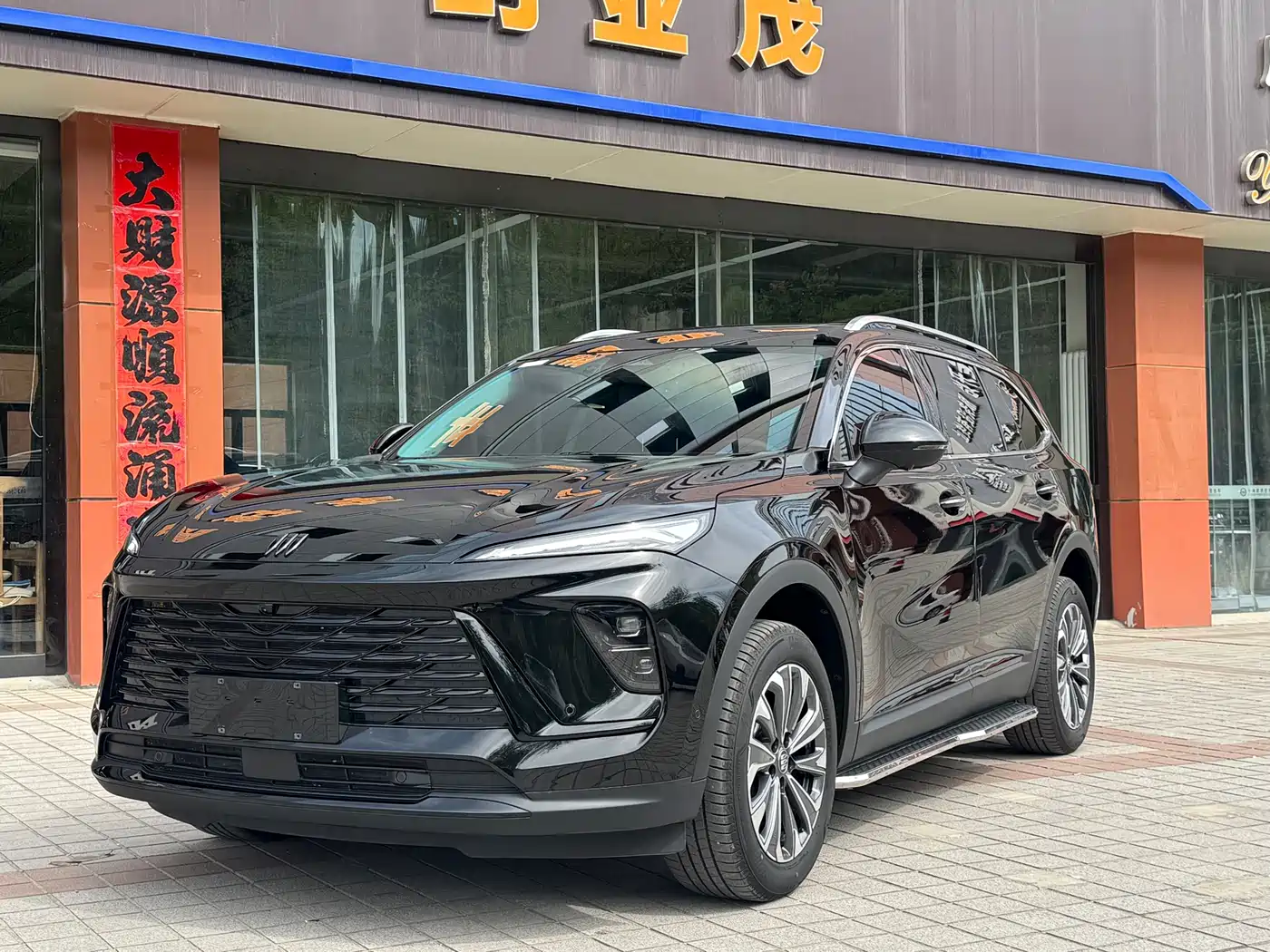 Buick Envision Plus 2025 Enclave Plus 28T 2WD Platinum Edition