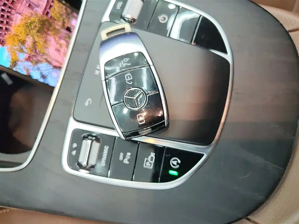 Mercedes-Benz E-Class 2021 E 260 L Sport фото 9