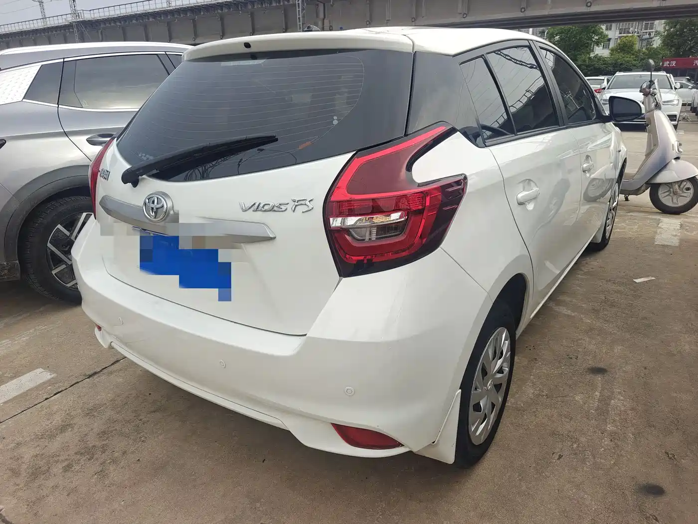 Toyota Vios FS 2022 1.5L 20th Anniversary Edition фото 4