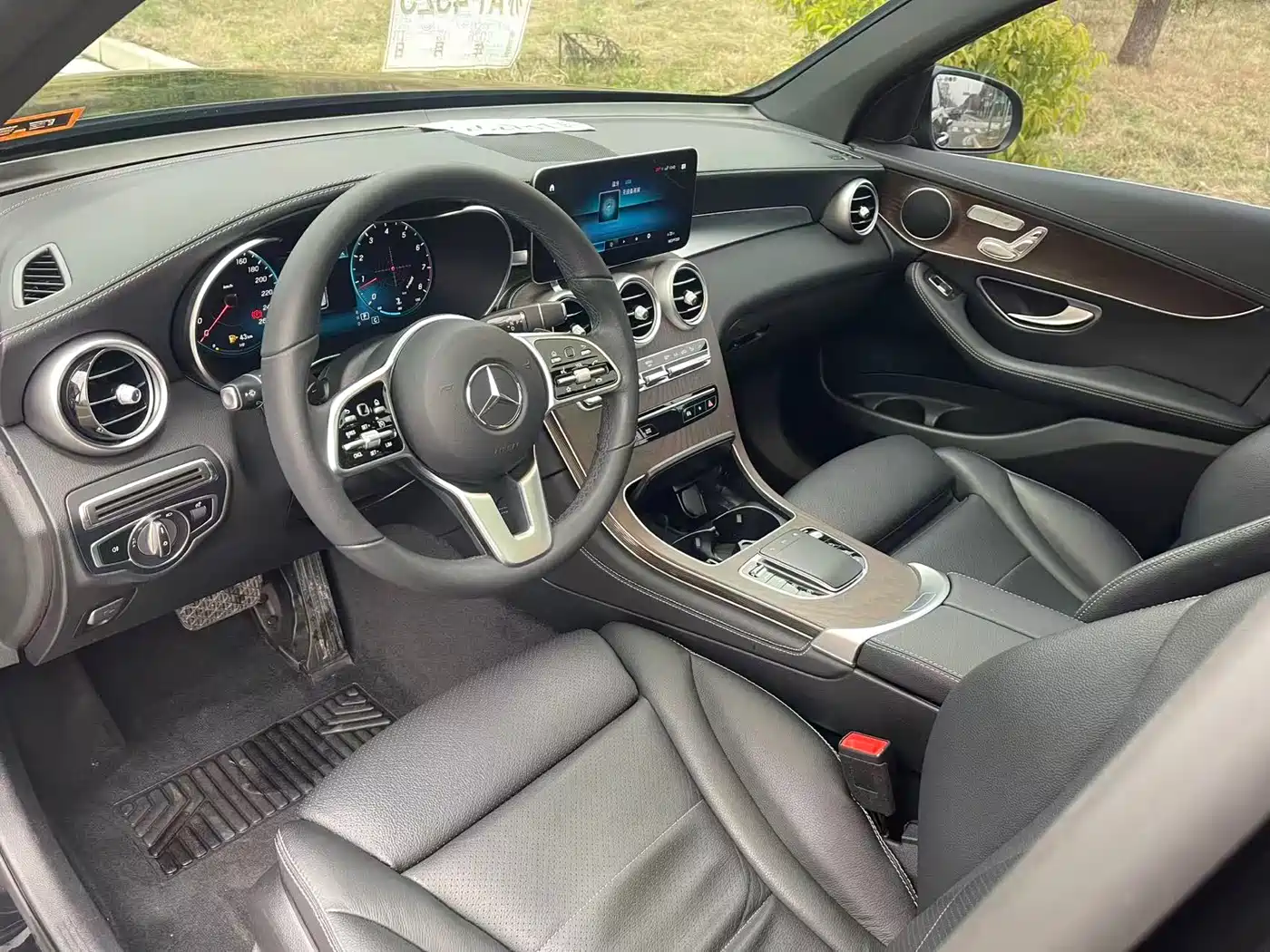 Mercedes-Benz GLC 2022 Model GLC 260 L 4MATIC Luxury Edition фото 9