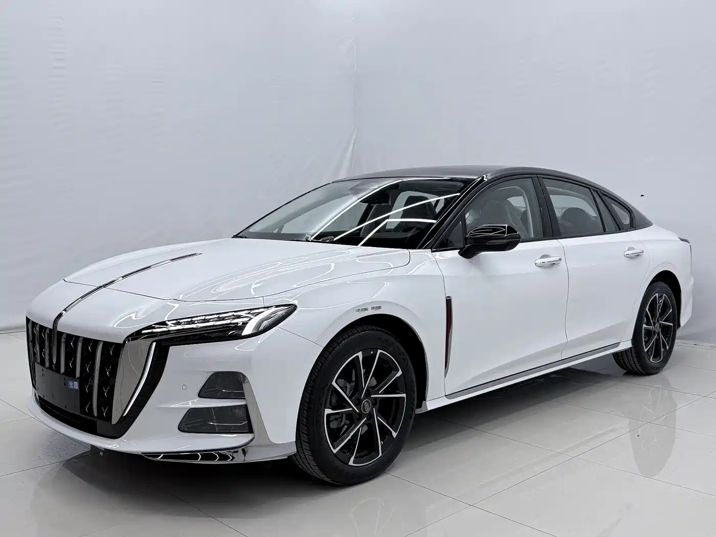 Hongqi H6 2025 Model 2.0T Beauty Edition