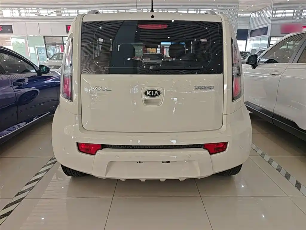 Kia Soul 2013 1.6L AT GL фото 6