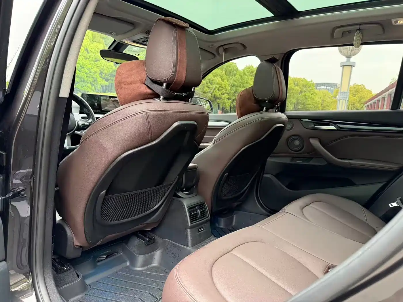 BMW X1 2021 sDrive25Li Leading фото 9